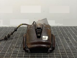 bontott AUDI Q5 Bal első Féknyereg Munkahengerrel