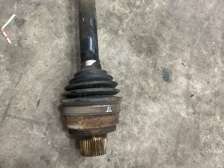 bontott AUDI Q5 Bal Féltengely