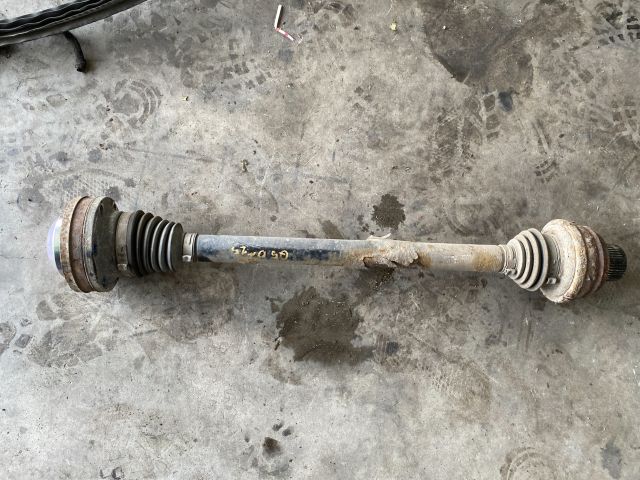 bontott AUDI Q5 Bal Féltengely