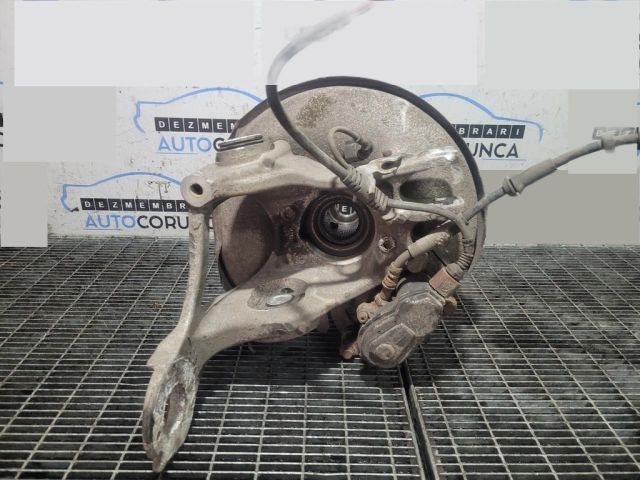 bontott AUDI Q5 Bal hátsó Csonkállvány