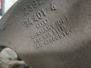 bontott AUDI Q5 Bal hátsó Csonkállvány