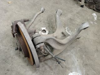 bontott AUDI Q5 Bal hátsó Csonkállvány