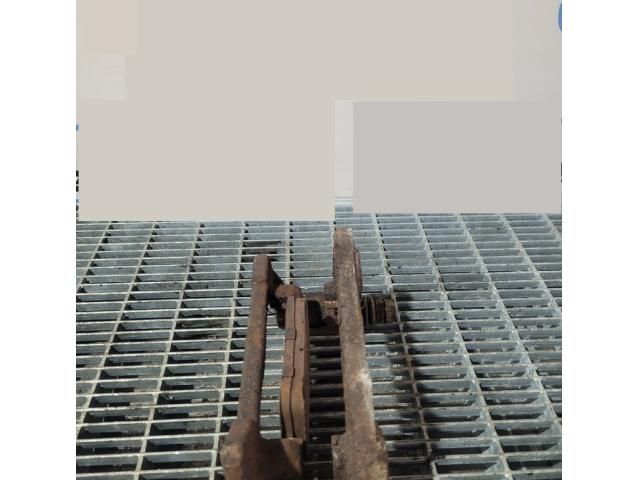 bontott AUDI Q5 Bal hátsó Fékkengyel