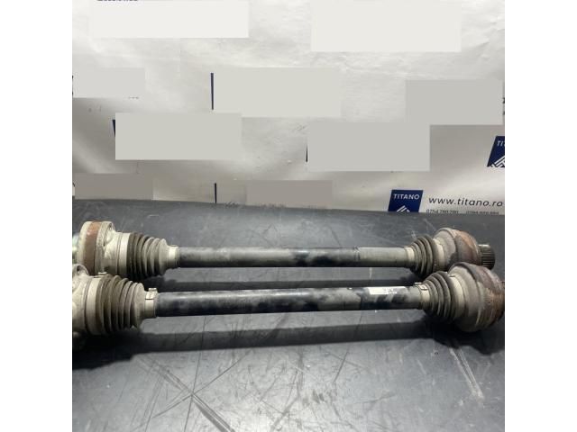 bontott AUDI Q5 Bal hátsó Féltengely