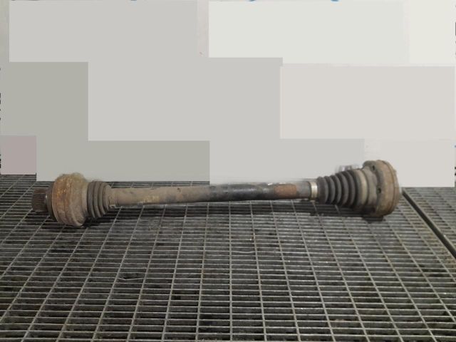 bontott AUDI Q5 Bal hátsó Féltengely