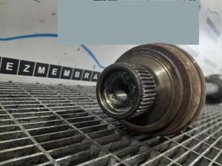 bontott AUDI Q5 Bal hátsó Féltengely