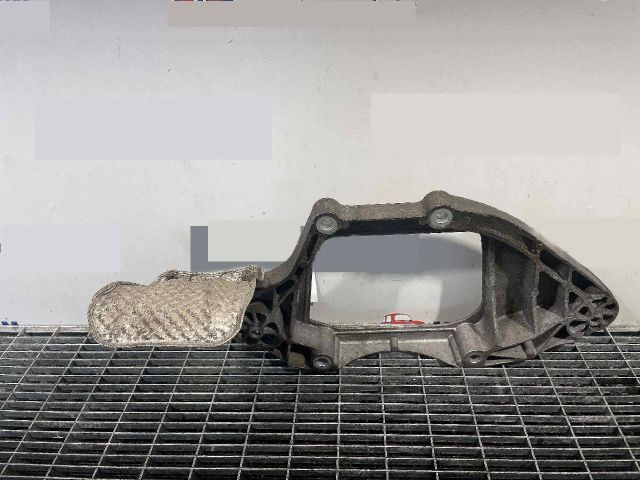 bontott AUDI Q5 Differenciálmű Tartó Bak