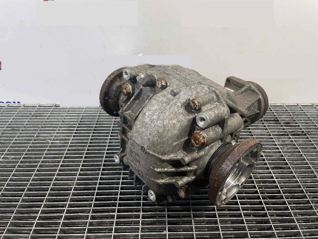 bontott AUDI Q5 Differenciálmű Tartó Bak