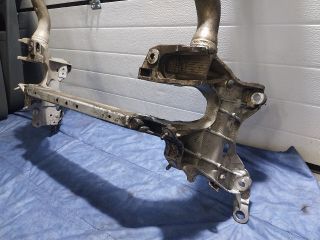 bontott AUDI Q5 Első Bölcső