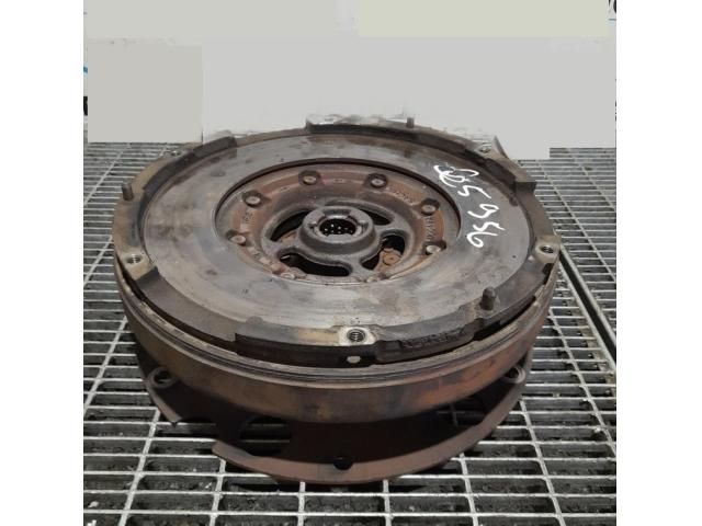 bontott AUDI Q5 Fogaskoszorú