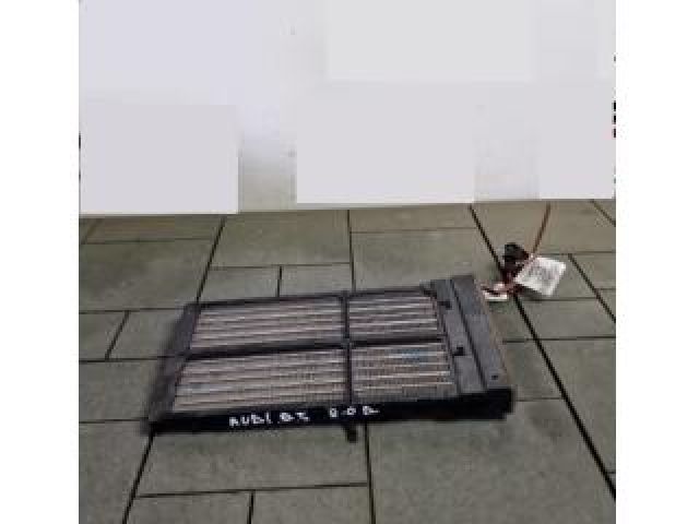 bontott AUDI Q5 Fűtőradiátor