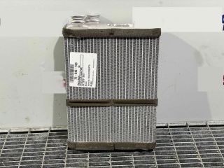 bontott AUDI Q5 Fűtőradiátor