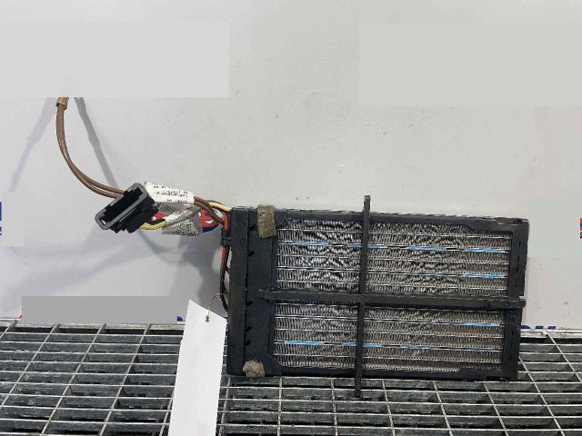 bontott AUDI Q5 Fűtőradiátor