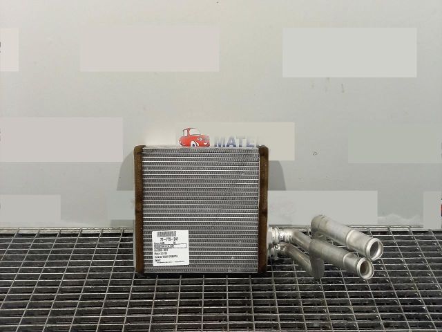 bontott AUDI Q5 Fűtőradiátor