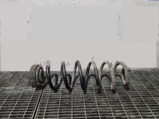 bontott AUDI Q5 Hátsó Rugó