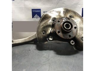 bontott AUDI Q5 Jobb első Csonkállvány