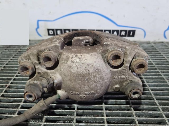 bontott AUDI Q5 Jobb első Fékkengyel