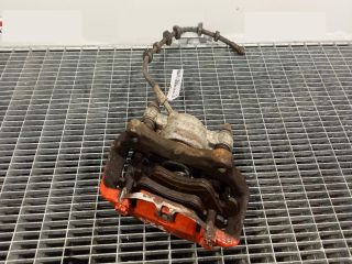 bontott AUDI Q5 Jobb első Féknyereg Munkahengerrel