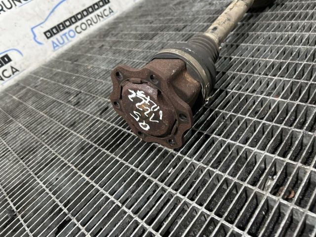 bontott AUDI Q5 Jobb Féltengely