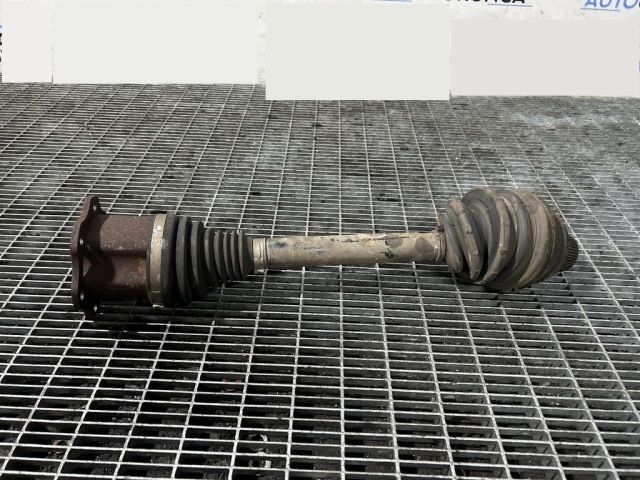 bontott AUDI Q5 Jobb Féltengely