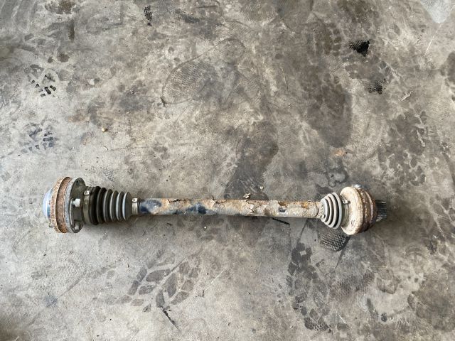 bontott AUDI Q5 Jobb Féltengely