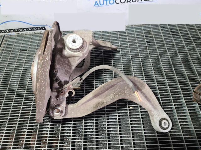 bontott AUDI Q5 Jobb hátsó Csonkállvány