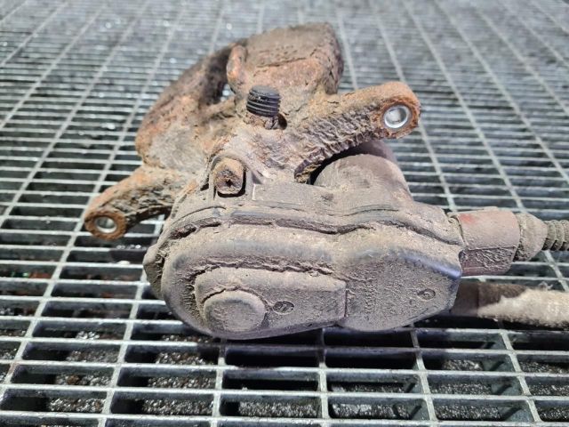 bontott AUDI Q5 Jobb hátsó Fékkengyel