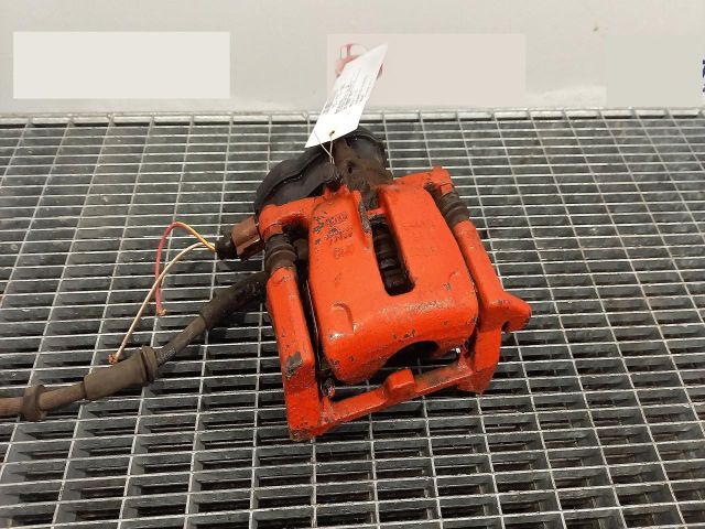 bontott AUDI Q5 Jobb hátsó Féknyereg Munkahengerrel