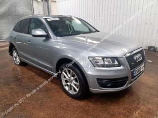 bontott AUDI Q5 Kilométeróra