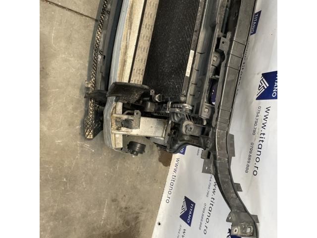 bontott AUDI Q5 Komplett Homlokfal (Részeivel)