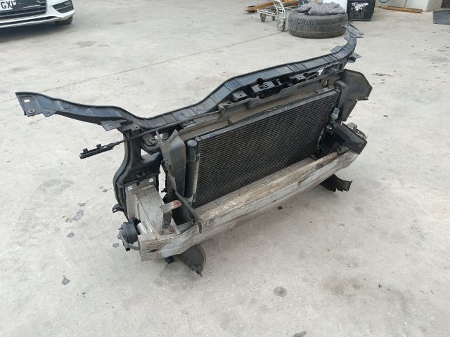 bontott AUDI Q5 Komplett Homlokfal (Részeivel)