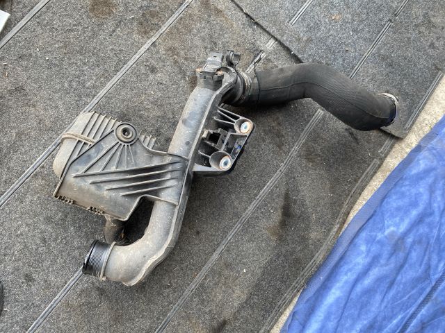 bontott AUDI Q5 Légbeömlő Cső