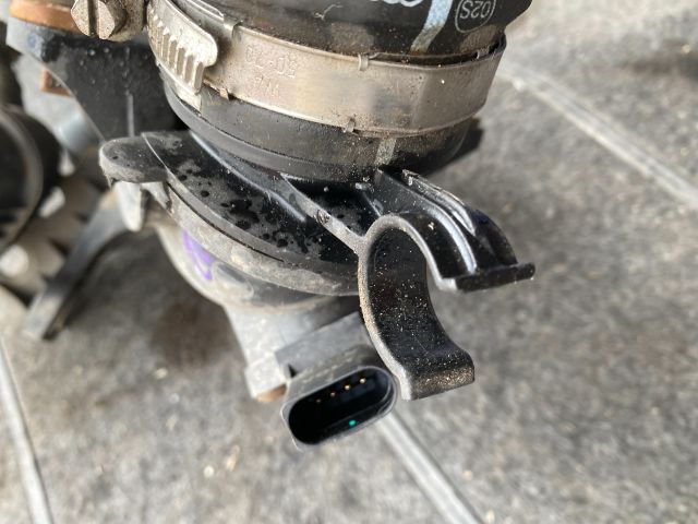 bontott AUDI Q5 Légbeömlő Cső