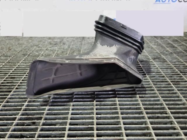 bontott AUDI Q5 Légbeömlő Cső