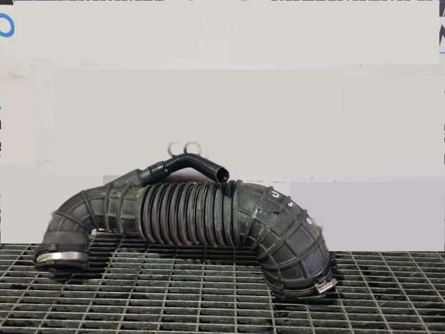bontott AUDI Q5 Légbeömlő Cső