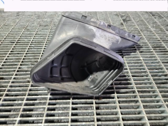 bontott AUDI Q5 Légbeömlő Cső