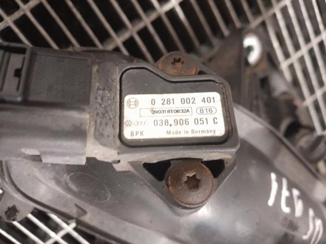 bontott AUDI Q5 Légbeömlő Cső