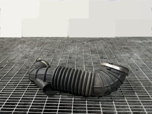 bontott AUDI Q5 Légbeömlő Cső