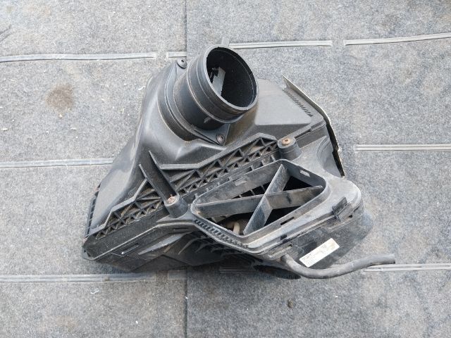 bontott AUDI Q5 Légszűrő Ház