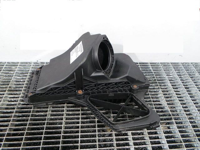 bontott AUDI Q5 Légszűrő Ház