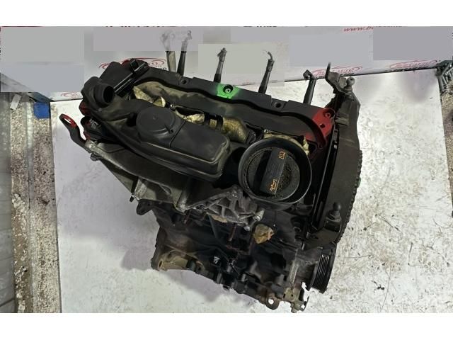 bontott AUDI Q5 Motor (Fűzött blokk hengerfejjel)