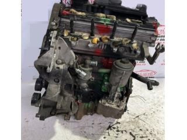 bontott AUDI Q5 Motor (Fűzött blokk hengerfejjel)