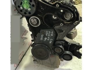 bontott AUDI Q5 Motor (Fűzött blokk hengerfejjel)
