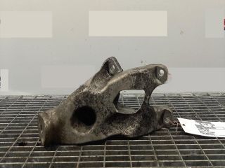 bontott AUDI Q5 Motor Tartó Bak Bal