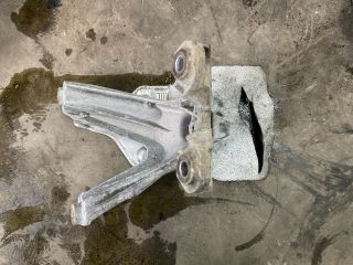 bontott AUDI Q5 Motor Tartó Bak (Fém)