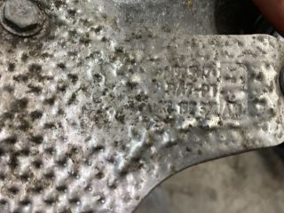 bontott AUDI Q5 Motor Tartó Bak (Fém)