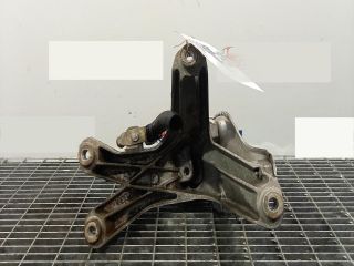 bontott AUDI Q5 Motor Tartó Bak Jobb