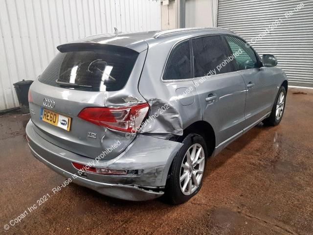 bontott AUDI Q5 Motor Tartó Bak Jobb