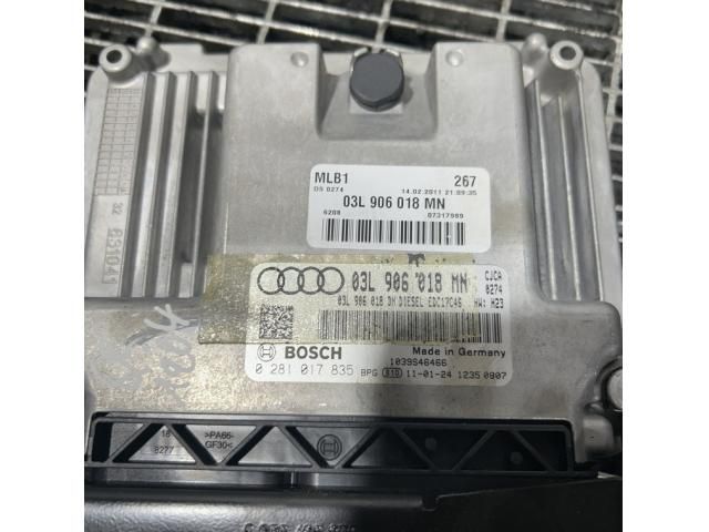 bontott AUDI Q5 Motorvezérlő