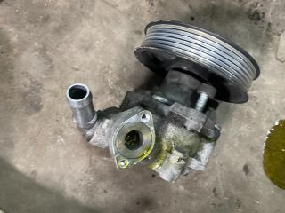 bontott AUDI Q5 Nagynyomású Szivattyú Bordáskerék / Lánckerék